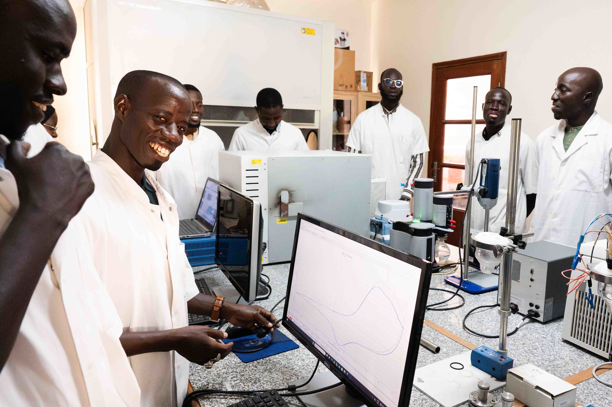 Students at Faculté des Sciences et Techniques, Université Cheikh Anta Diop, Dakar, Senegal.  (Photo: G.Ortolani/TWAS).