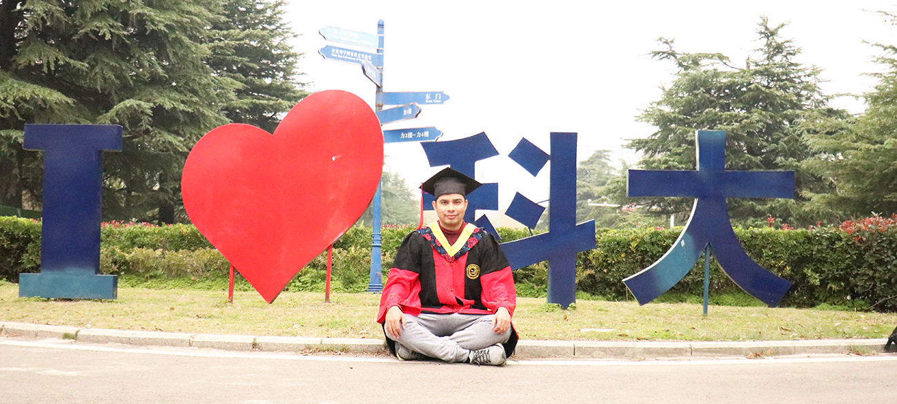 Aakash Kumar, the Academy's 1,000th PhD graduate.