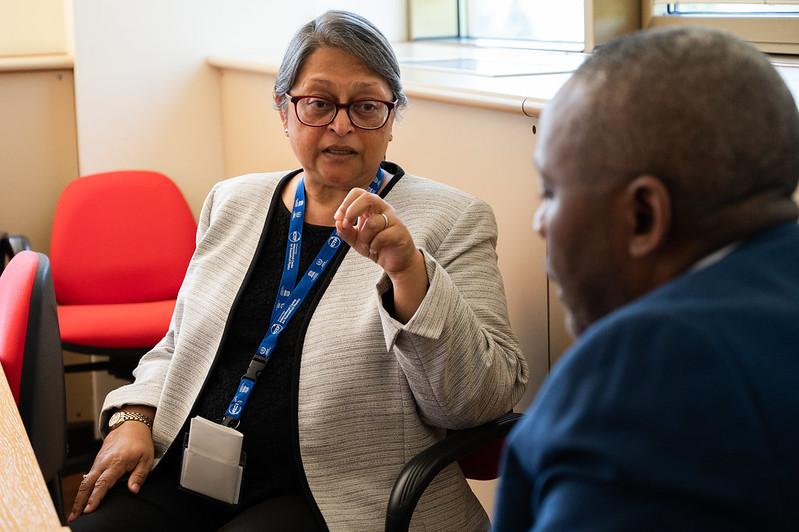 TWAS President Quarraisha Abdool Karim (left) and former TWAS Executive Director Romain Murenzi (photo: G. Ortolani/TWAS)